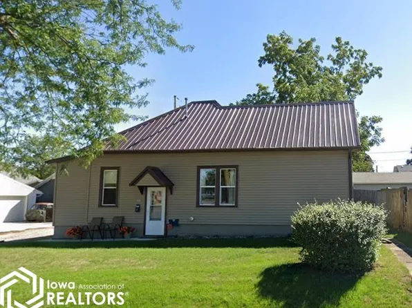 908 Summit St, Marshalltown, IA 50158