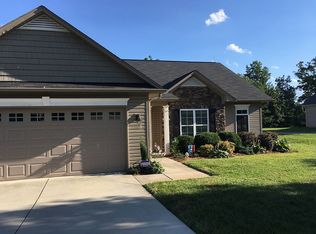 1558 Finwick Dr, Pfafftown, NC 27040