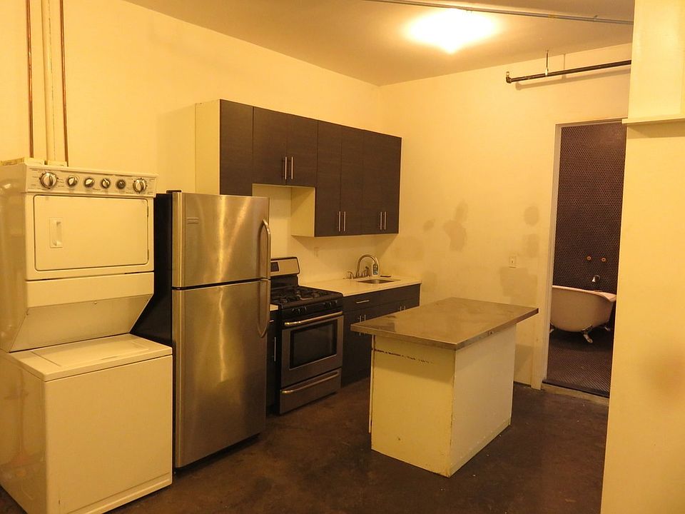 1st image of 338 Moffat St APT A