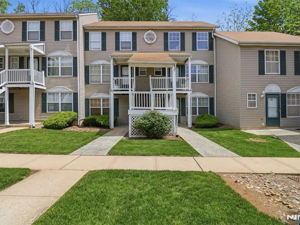 239 40th St #C0032, Irvington, NJ 07111