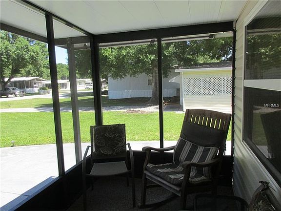 2nd image of 27 Rosalie Oaks Blvd