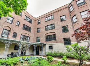 2457 Prairie Ave APT 2C, Evanston, IL 60201