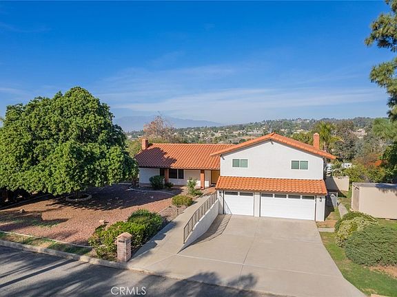 5th image of 15750 Pounders Dr