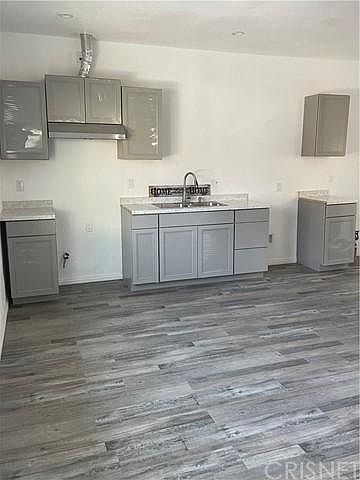 1st image of 14873 La Valle St
