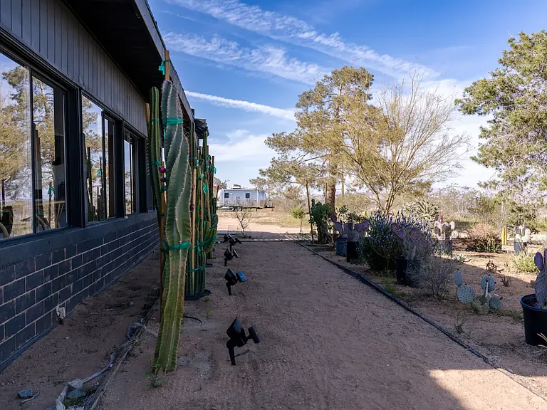 56290 Eureka Rd — Photo 31