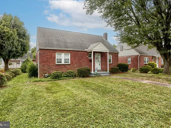 4925 Lancaster St, Harrisburg, PA 17111