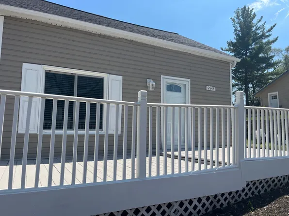 2948 Russell Ct, Clarklake, MI 49234