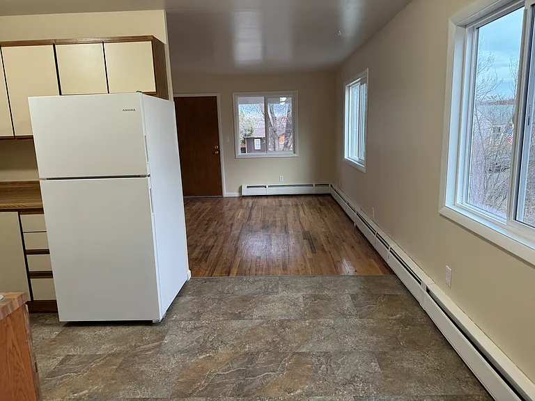 1112 Willow St #1 — Photo 3