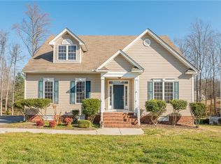 4401 Tosh Ln, Chester, VA 23831