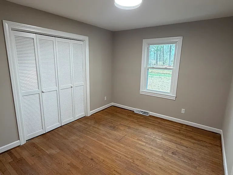 4949 County Home Rd — Photo 8