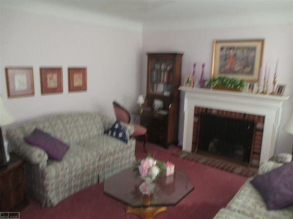 2nd image of 24985 Johnston Ave