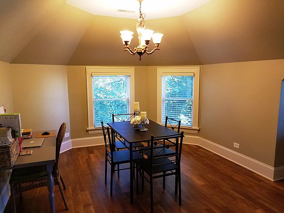 4th image of 61 6th Ave APT 3