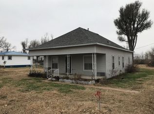 106 Pawnee St, Rozel, KS 67574