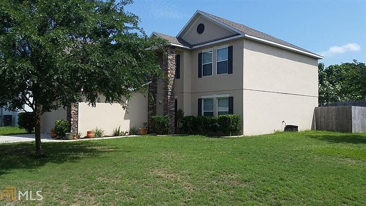 1st image of 203 Pine Bluff Dr