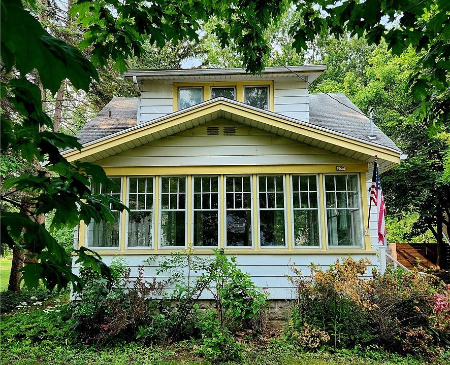 1st image of 135 Prospect Ave