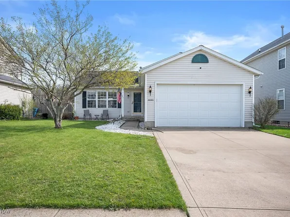 38303 Misty Meadow Trl, North Ridgeville, OH 44039