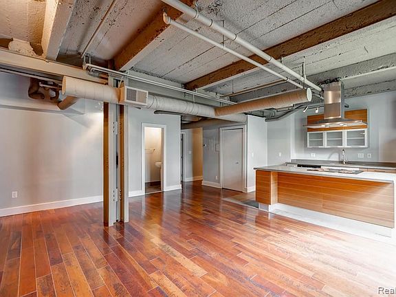 5th image of 6533 E Jefferson Ave