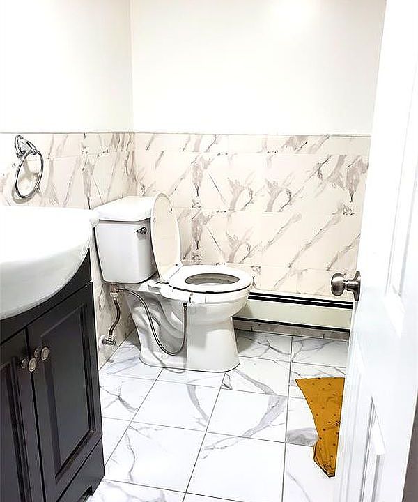 2nd image of 8131 259th St