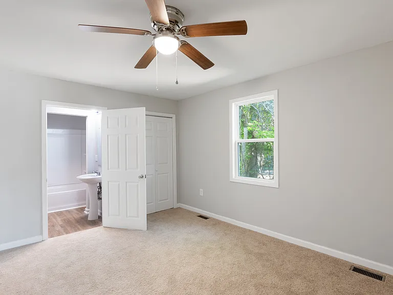 102 Burdock Cir — Photo 20