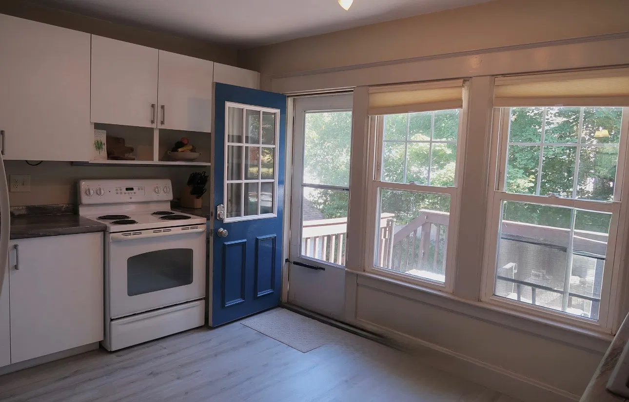 1 bed, 614 sqft, $1,950 — Photo 2