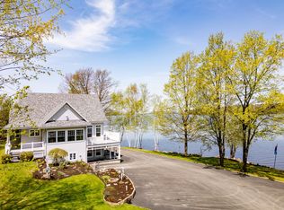 57 Farrants Point, Newport City, VT 05855