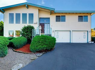 712 Elm Pl W, Edmonds, WA 98020