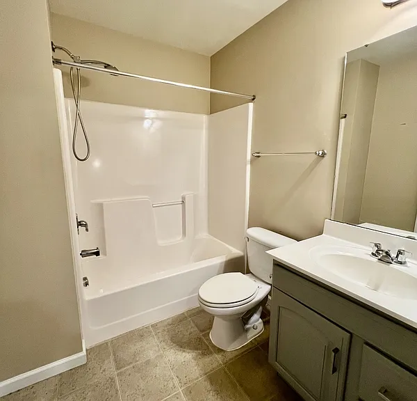 2408 Michael Dr — Photo 10