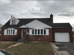 99 Terrace Ave, Elmont, NY 11003