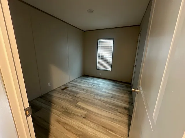 70 Bay Ct — Photo 5