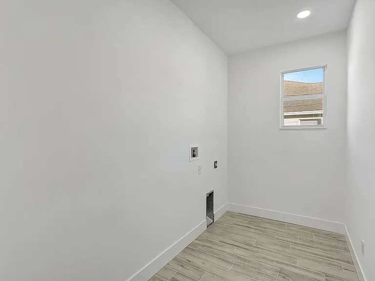 1791 SW Effland Ave — Photo 21