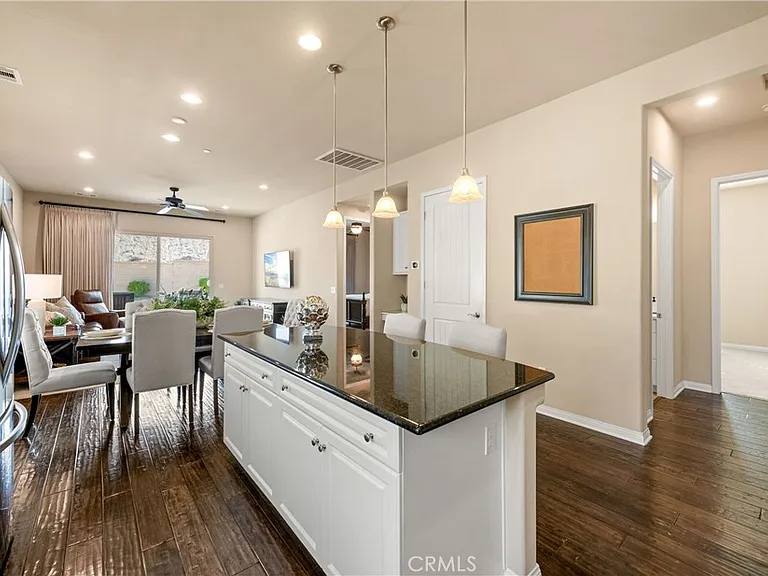 81482 Avenida Viesca — Photo 9