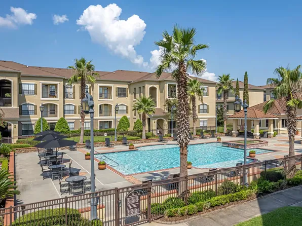 6765 Corporate Blvd APT 10202, Baton Rouge, LA 70809