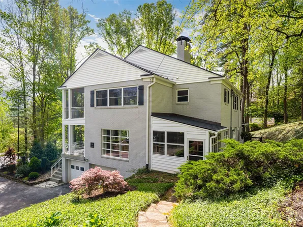 114 Cambridge Rd, Asheville, NC 28804