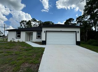 5001 Montrose Ln, Labelle, FL 33935