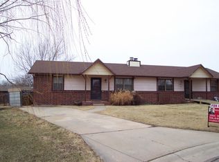 437-439 N Countryside Ct #437, Andover, KS 67002