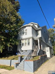 117-119 Lyons Ave, Newark, NJ, 07112