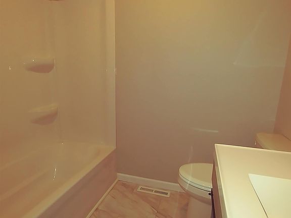 5th image of 2431 Apache Dr