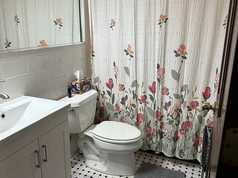 2934 Central St #2S — Photo 6