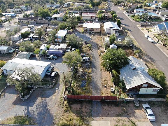 3rd image of 705 Bard Ave