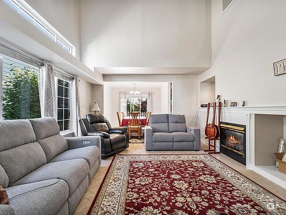 3rd image of 7910 52nd Avenue Ct W