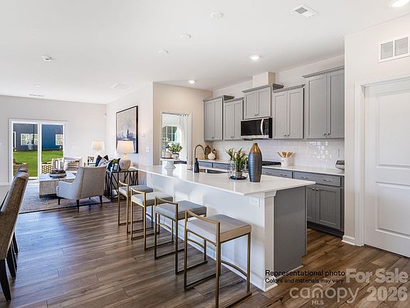 4th image of 1015 Widgeon Way #203