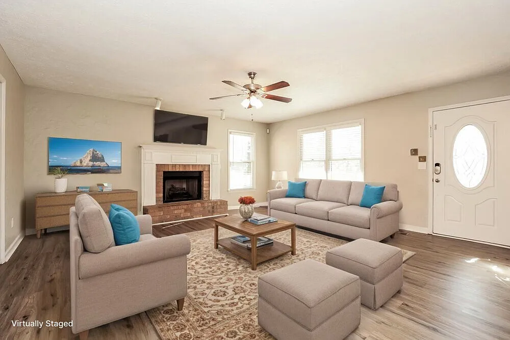 4 bed, 2.5 bath, 2235 sqft, $3,430 — Photo 4