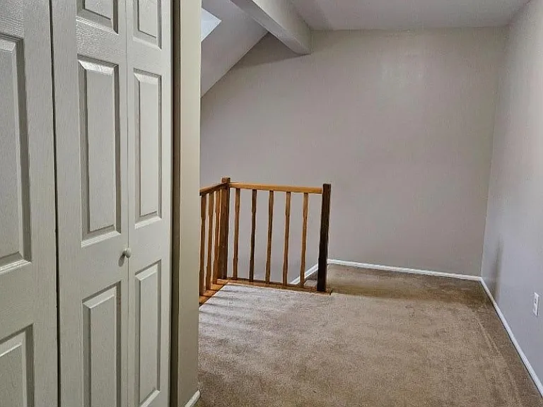 271 Abbey Dr — Photo 13