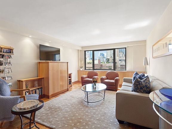 2nd image of 5 W 65th St #18J