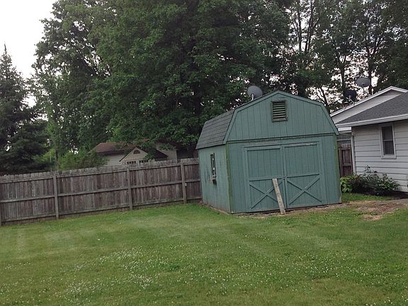 4th image of 101 Yorkshire Cir