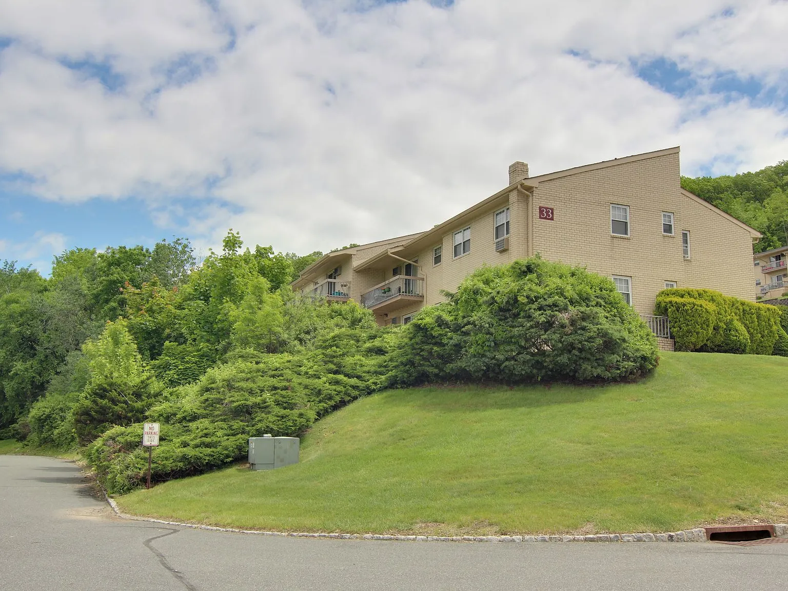 NETCONG HEIGHTS — Photo 2