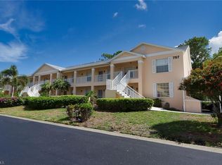 757 Wiggins Lake Dr #4, Naples, FL 34110