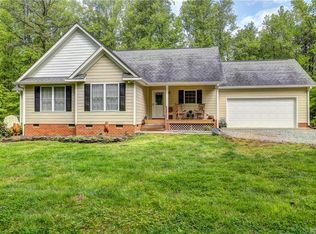 12010 Hilton Woods Dr, New Kent, VA 23124