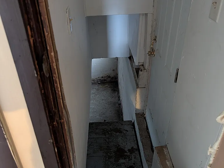 526 W 26th St — Photo 13