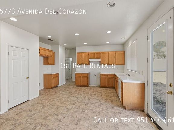 5th image of 15773 Avenida Del Corazon